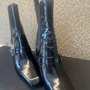 New black boots for women